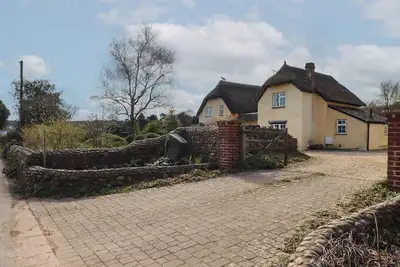 Badger'S Den, pet friendly, with a garden in Budleigh Salterton