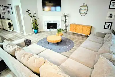 Image de Shadow Creek Ranch Oasis. 4 Beds, 2 Bath, Pool, Firplace, No Cleaning Fee!