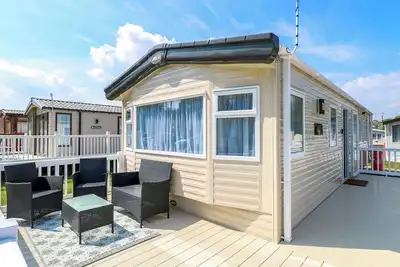 Image de Oakley Retreat, pet friendly, with pool in Belton, Norfolk