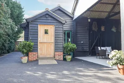 Bradley'S Barn, with a garden in Great Horkesley