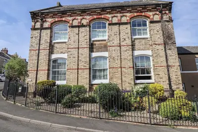 Image de Flat 2 The Old Chapel, pet friendly, with a garden in Whitby