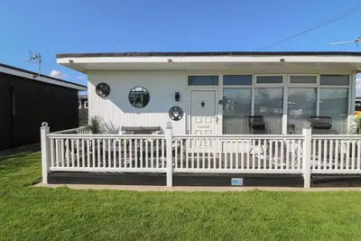 Image de 56 Cherry Park Chalet, pet friendly in Chapel St Leonards