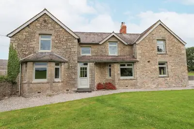 Image de Segrwyd Uchaf, family friendly, character holiday cottage in Denbigh