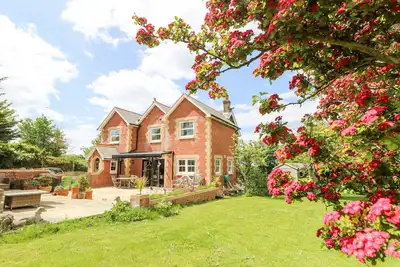Image de Milston, pet friendly, character holiday cottage in Chale