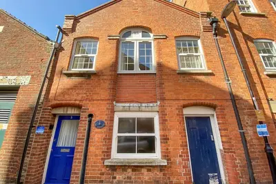 Image de Old Malthouse Apartment, pet friendly in Weymouth