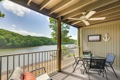 Image de Lake & Pool Access: Lazy Days Condo w/ Balcony!