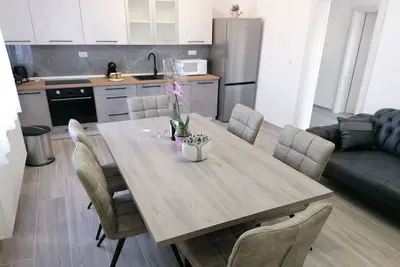 Image de Apartment Ivica - Three Bedroom Apartment with Terrace