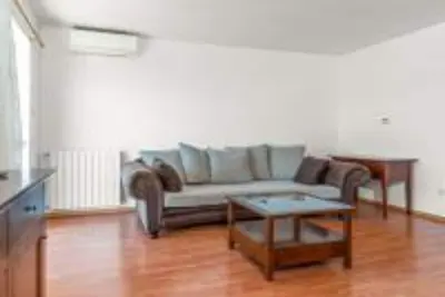 Image de Three Bedroom Apartment with Balcony and Sea View
