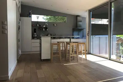 Image de maison la rochelle centre avec piscine