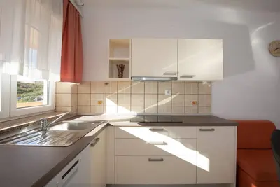Image de Two Bedroom Apartment with Balcony and Pool