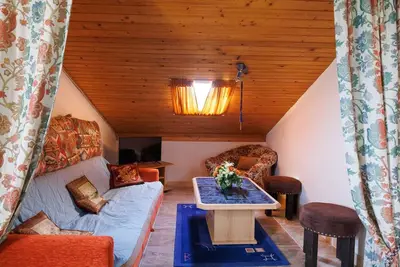 Image de Classic and Trendy Apartment with Terrace - Two Bedroom Apartment with Terrace