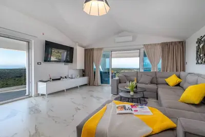 Image de Luminous Infinity Villa with Pool and Gym - Six Bedroom Villa with Pool