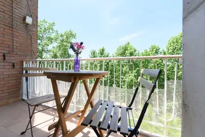 Image de Studio avec balcon - Tout ce dont vous avez besoin pour un séjour parfait à Madrid
