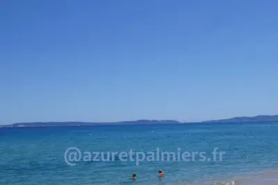 Image de 50m plage sable. Tout confort ***. Calme - Parking Privé - Climatisé