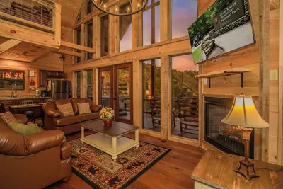 Image de 🌲 Paradise View In The Smokies 🌅 Views, Resort Pool & Game Room