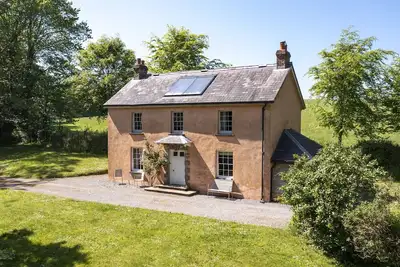 Image de Creek Cottage -  a cottage that sleeps 5 guests  in 3 bedrooms