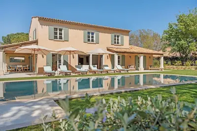 Image de Villa d'exception- Ac- 5br-10p- Baie des Canebiers