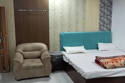 Image de welcoming Varanasi with WiFi, Ac. Enjoy your stay couple and family couple