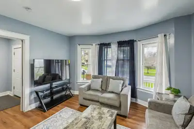Image de New! Comfy 3br Flat Close to the Falls