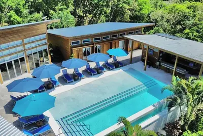 Image de Richardson Serenity Villa @ West End