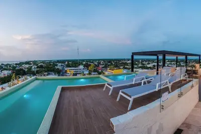 Image de Large condo, sleeps 5