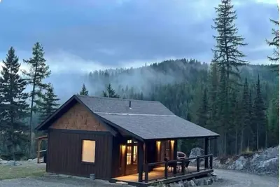 Image de Remote Cozy Cabin outside Whitefish with WiFi and King Bed