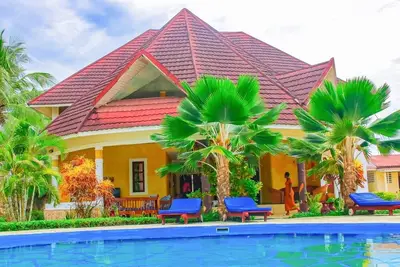 Hawi Home Private Villa - Diani Beach\nWith private pool\n2 mins wslk to the beach