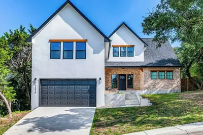 Image de Charming 4-bedroom house set in scenic foothills of the Texas Hill Country.