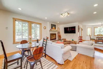 Image de Private Hot Tub: Spacious Family Home in Truckee!