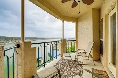 Image de Community Perks: Scenic Lake Travis Getaway!