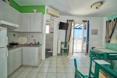 Appartement 'Zefiros - Aura Sea View' avec vue sur mer, Wi-Fi et climatisation