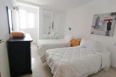 Image de Sea Views and Beach Just Steps Away