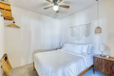 Image de Boho Loft with palapa and Camper