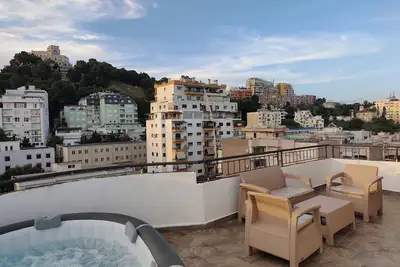 Image de \nLuxury Penthouse w/ Jacuzzi, Sea View, Billiards – Eagle’s Nest Vollga
