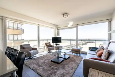 Image de Appartement sur la côte belge avec vue mer