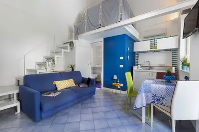 Image de Studio avec vue sur la péninsule de Sorrente