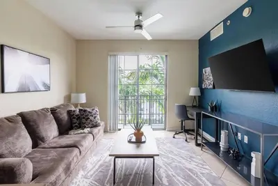 Image de Landing | Stylish 2bd, Gym, Clubhouse