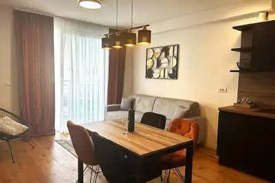 Apartment Gold Shine