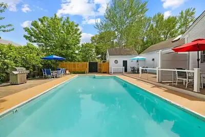 Image de Charming West Harwich Pool Escape Rpam111