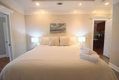 Image de Cozy 2-bedroom condo in charming Townsend with WiFi, Ac