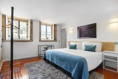 Image de Appartement élégant pour quatorze personnes