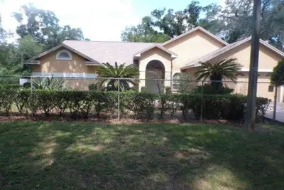 Image de 3/3 home in Thonotosassa. Near Amphitheater, Hard Rock, Usf, Busch Gard, MOSITampa