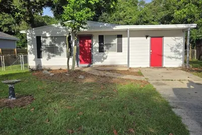 Image de 3-bedroom house in marvelous Pensacola with WiFi, Ac, washer/dryer