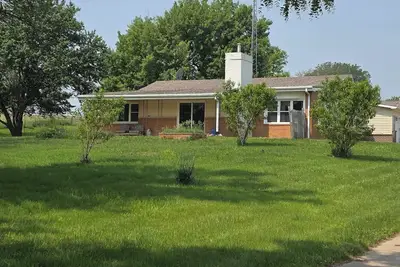 Image de Peaceful Country Living by Kirkman’s Cove & Lakeview Golf