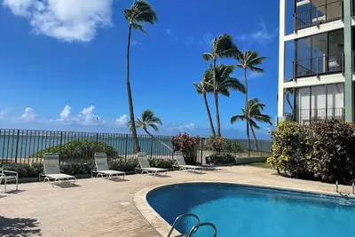 Image de Luxurious Oceanfront Escape in Kahala – Pool, Gym & Paradise Views