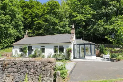Image de Nithbank Cottage, pet friendly, with open fire in Thornhill