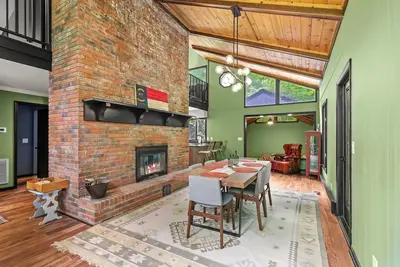 Image de Modern 3-bedroom house with Ev Charger in West Jefferson