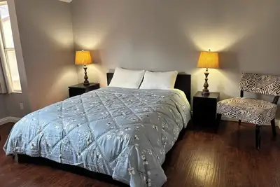 Image de Charming 2-bedroom condo in wonderful San Jose with WiFi