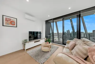 Image de High-Rise South Melb Apt w/ 2br 2Bath & Balcony