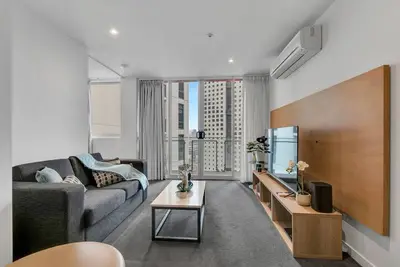 Image de Stylish 2br City Stay w/ Full kitchen & Balcony